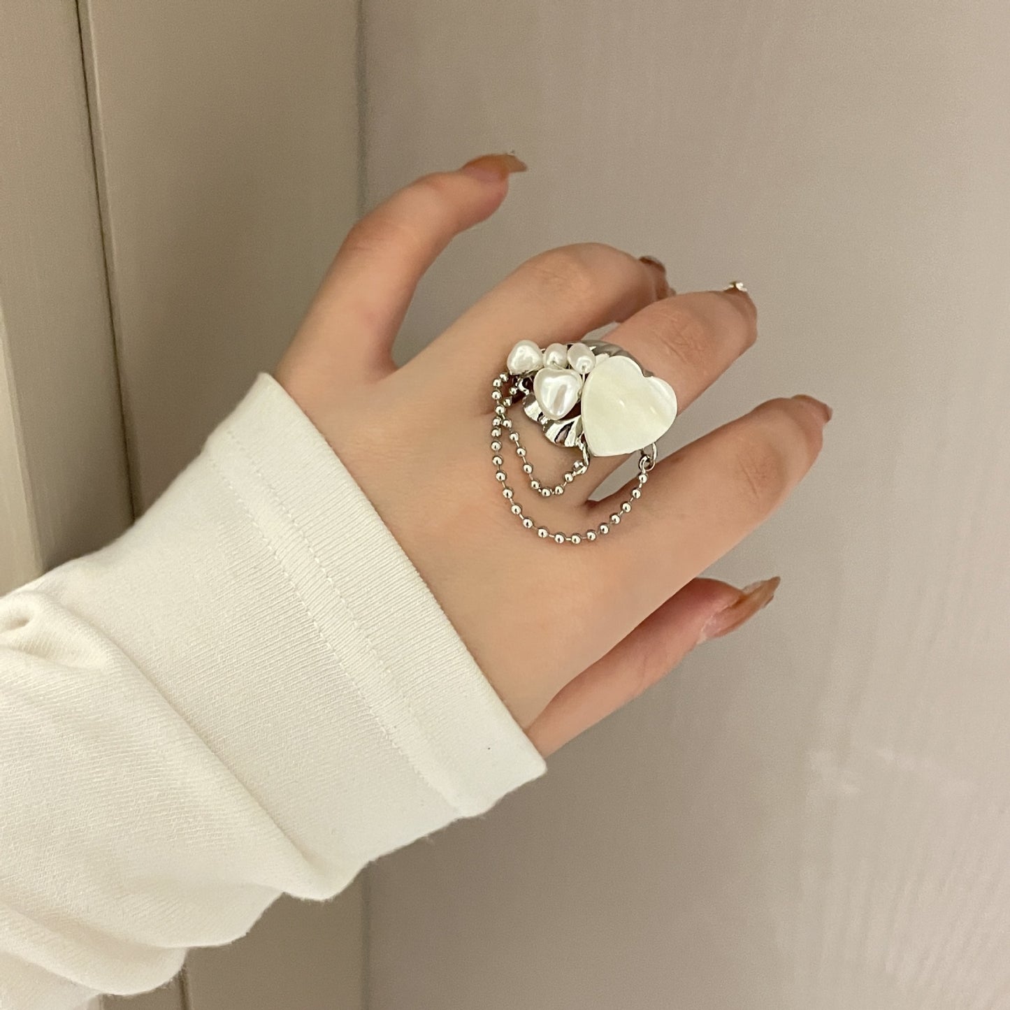 French Baroque-Inspired Shell Tassel Statement Ring with Elegance
