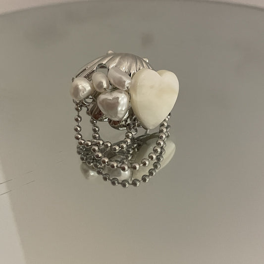 French Baroque-Inspired Shell Tassel Statement Ring with Elegance