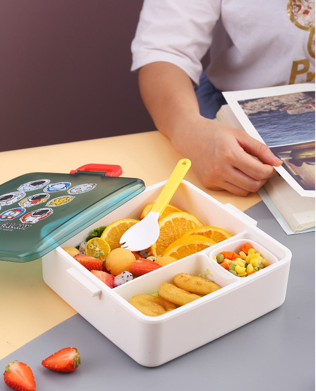 UNIVERSE GALAXY Lunch Box