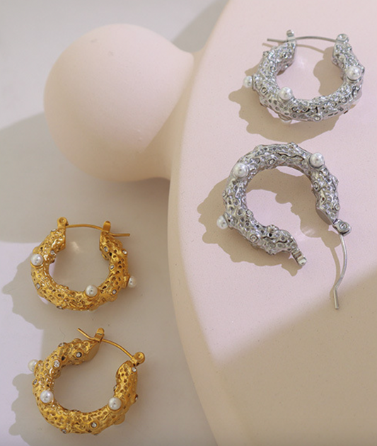 Artisan-Crafted French-Style Hammered Texture U-Shaped Earrings with Faux Pearls and Zircon Embellishments