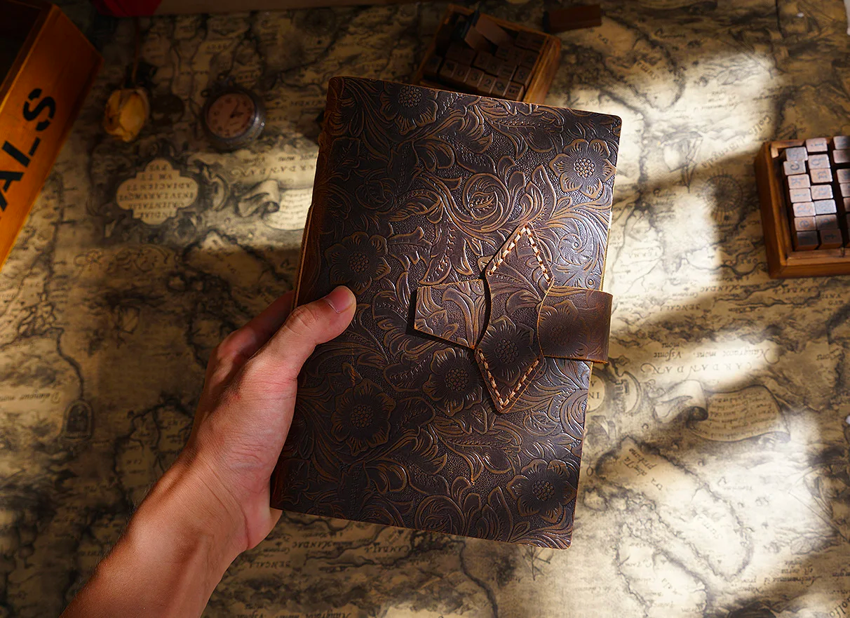 Genuine Leather A5 Size Sketchbook Retro Diary with Pen Loop Neutral Cowhide Notepad Handmade Notebook